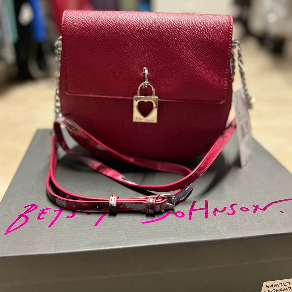 Betsey Johnson Red Floral Crossbody Bag - Picture 3 of 15